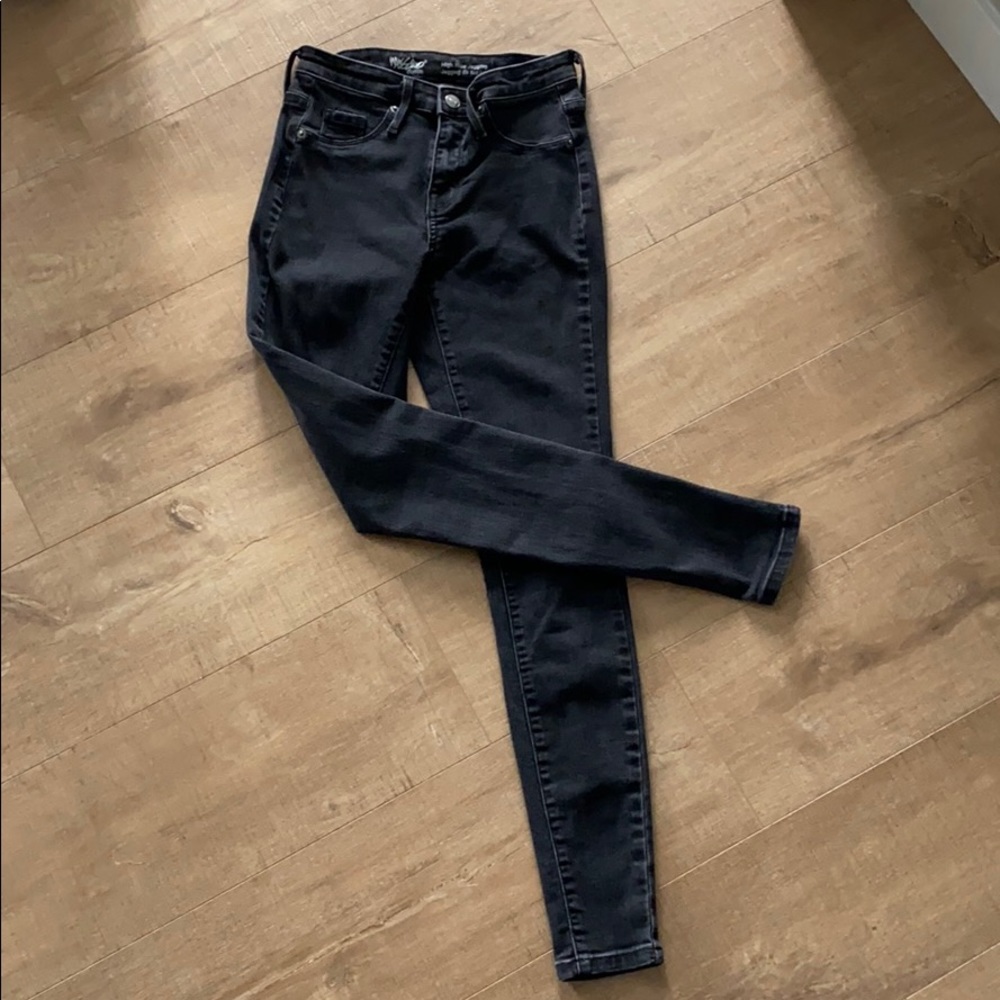 Skinny jeans